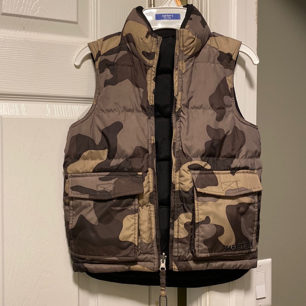 Gap Camo Puffer Vest